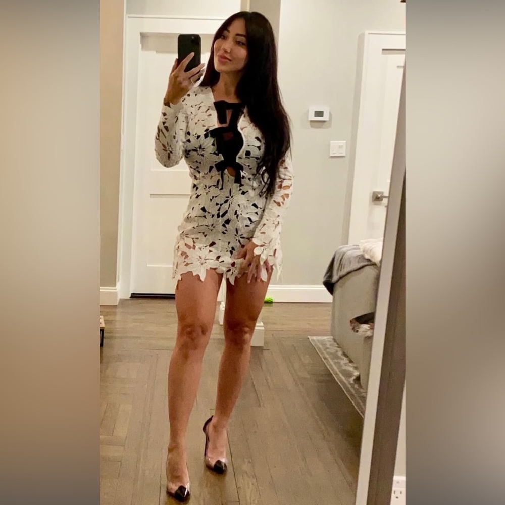 Elegant White Floral Lace Dress